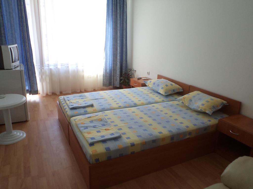 Guest House Vasilevi نيسيبار الغرفة الصورة