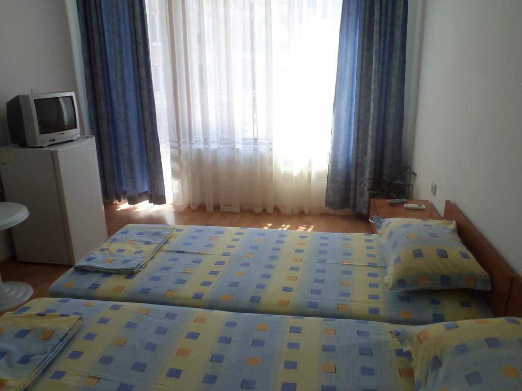 Guest House Vasilevi نيسيبار الغرفة الصورة